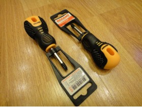 Отвёртка REXANT (крестовая) PH2 x 40мм