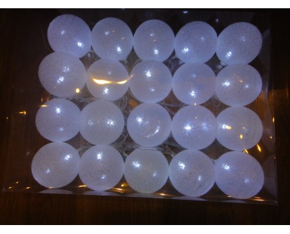 Светодиодная гирлянда 20 LED (хлопковый шарик - холодный белый)