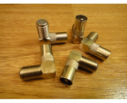 Штекер ТВ под FR-6 (угловой)