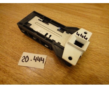 Замок блокировки двери C00105105 (ARISTON, INDESIT)